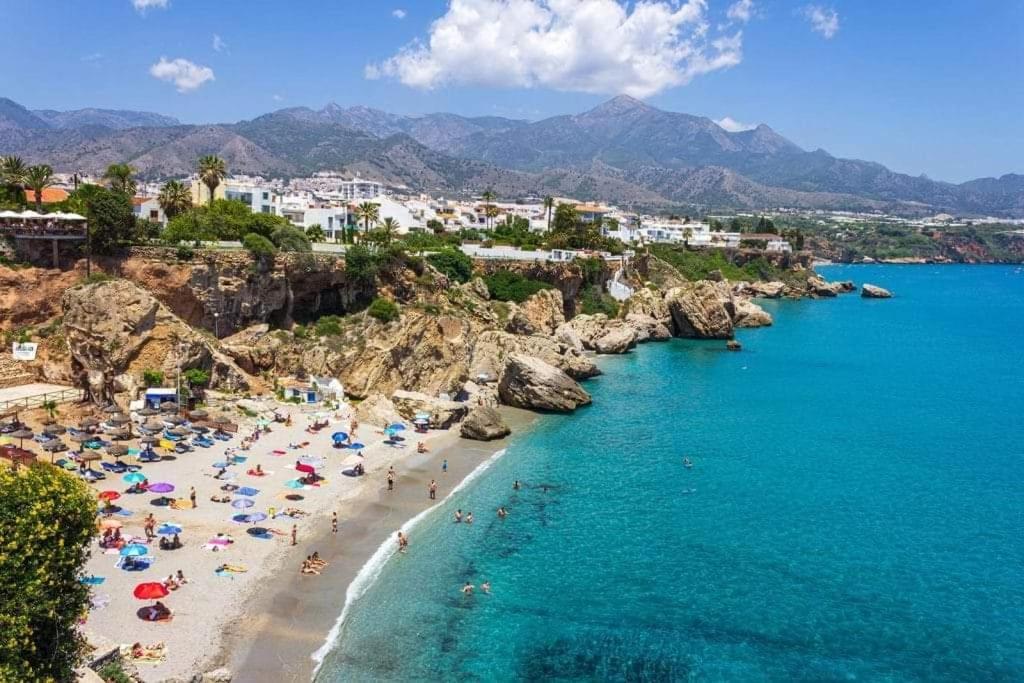 Nerja Centro, Playa Carabeo Appartement Buitenkant foto